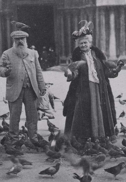 Claude and Alice Monet in Piazza San Marco, feeding the pigeons.