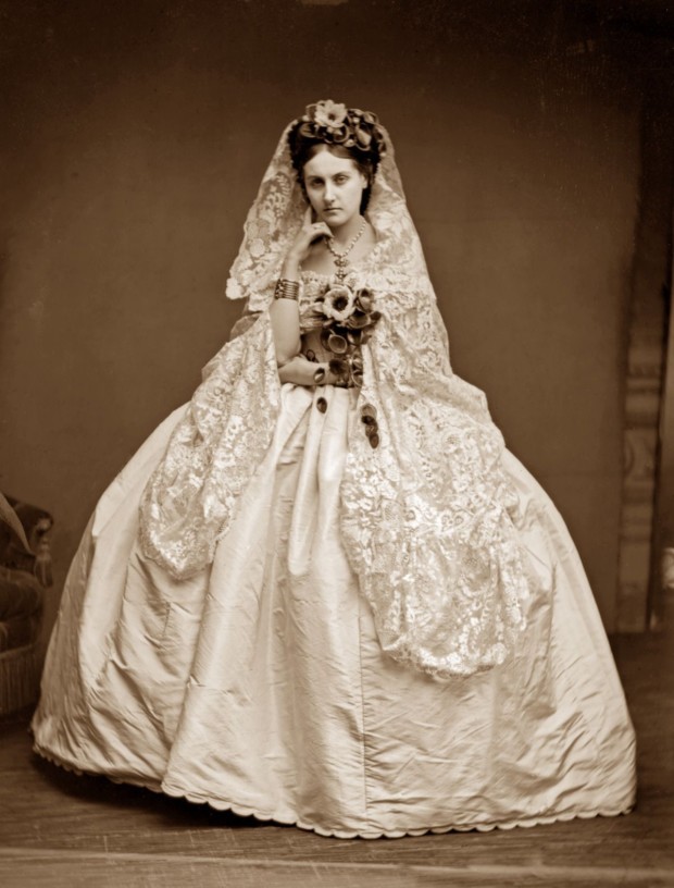 Pierre-Louis Pierson, The Countess of Castiglione, c. 1865, The Metropolitan Museum of Art, New York, NY, USA. Virginia Oldoini