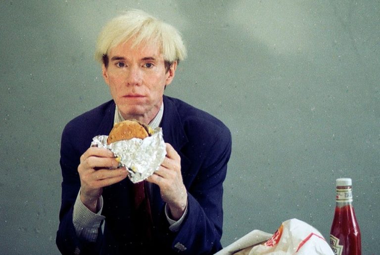 Andy Warhol Hamburger: Movie still from 66 Scenes from America, dir. by Jorgen Leth, 1981. Detail.
