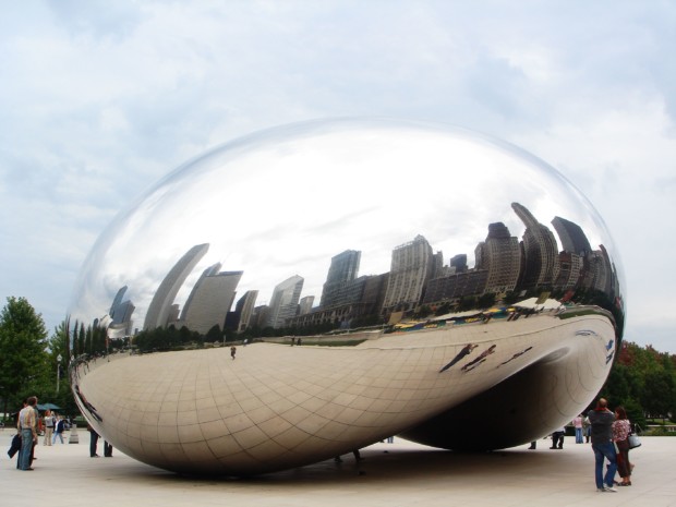 Anish Kapoor scaleAnish Kapoor, Cloud Gate, 2004, installation view, AT&T Plaza, Chicago.