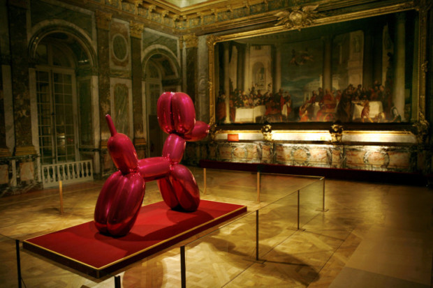 Jeff Koons Balloon Dog Dog This shocking pink Balloon Dog photographed on September 9, 2008, at the Château de Versailles sparked controversy as some visitors said the work was crude and too modern for Louis XIV’s former palace.