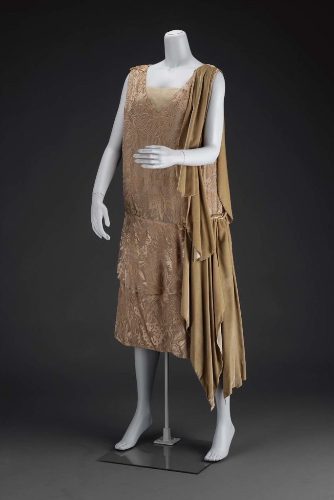 Woman's evening dress, American, about 1928, Museum of Fine Arts, Boston, MA, USA.