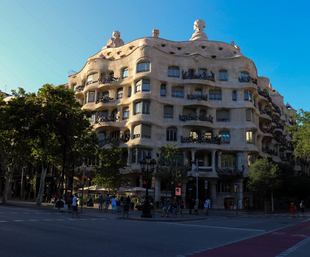 Gaudí world heritage, Antoni Gaudí, Casa Milà, 1906-1912.