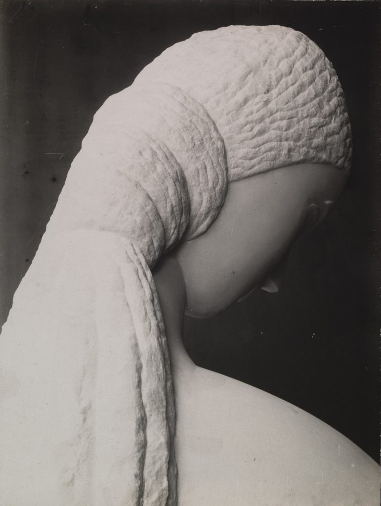 Constantin Brancusi Untitled (Head of a Young Woman) 1910 © 2018 Artists Rights Society (ARS), New York / ADAGP, Paris