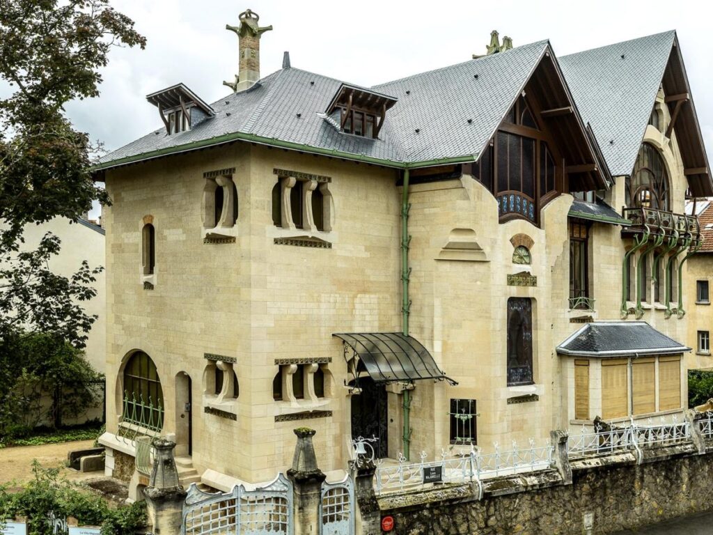 Art Nouveau buildings Henri Sauvage, Villa Majorelle, ca. 1901-02, Nancy, France.