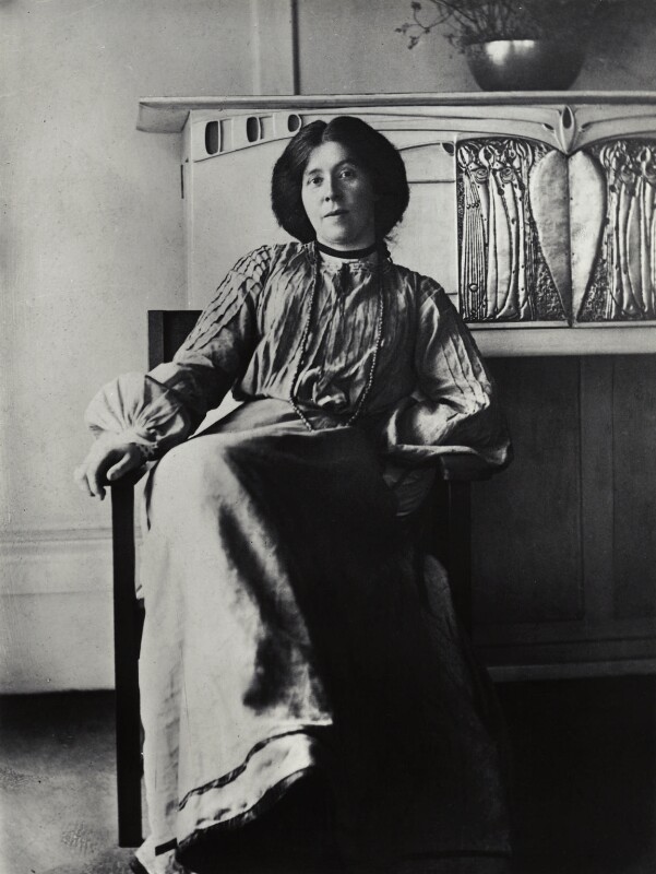 Art Nouveau female artists: James Craig Annan, Photograph of the artist Margaret MacDonald