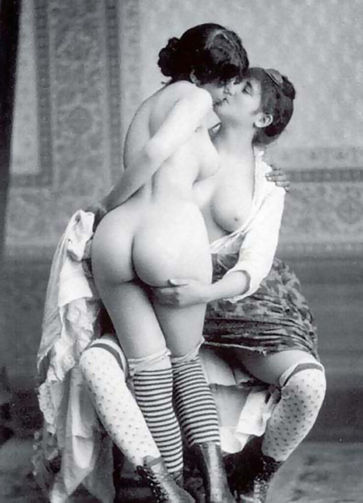 Victorian Lesbian Erotica: The Victorians: an Unexpected World of Erotica and Smut