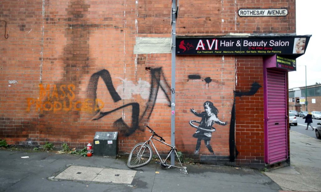 Banksy city guide 2021: Banksy, Hula-hooping girl, Notthingham