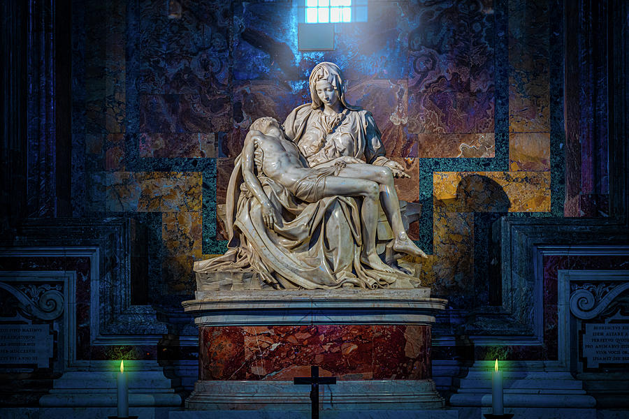 Michelangelo Buonarroti, Pietà, 1499, St. Peter's Basilica, Vatican City. 