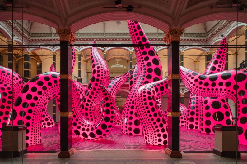 Installation view: Yayoi Kusama, A Bouquet of Love I Saw in the Universe, 2021, Gropius Bau, Berlin, Germany. Photographed by Luca Pirardini. Exhibitions Summer 2021