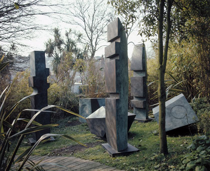 Barbara Hepworth, Conversation with Magic Stones, 1973, Trinity University, San Antonio, TX, USA
