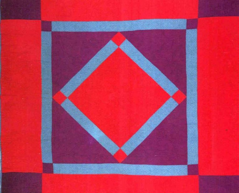 Amish quilts: Rebecca Z. Huyard, Center Diamond, 1920, collection of Faith and Stephen Brown, Lancaster County, PA, USA. Pinterest. Detail.
