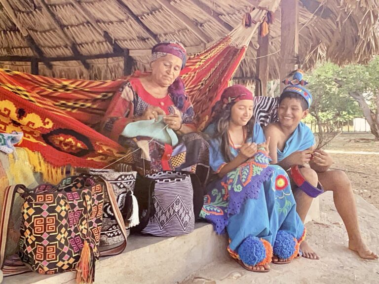 craft, three generation of the Wayuu people