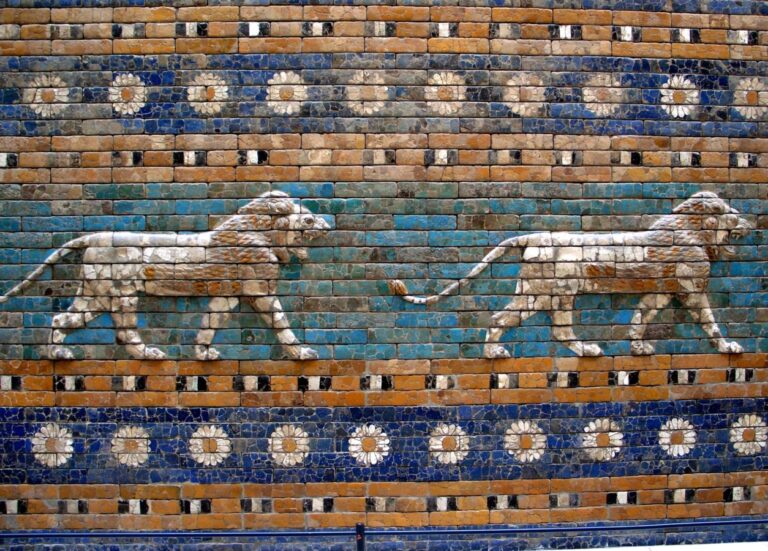 ishtar gate: Ishtar Gate of Babylon. 575 BCE, Pergamon Museum, Berlin, Germany. Photo by Josep Renalias.
