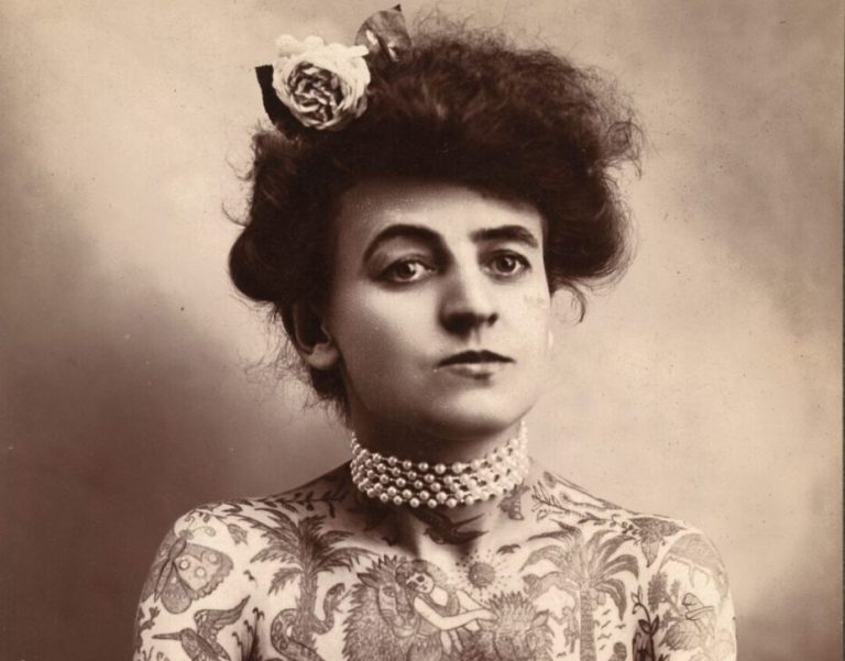 Tattoos in History: Maud Stevens Wagner, Tattoo Artist, 1907. Wikimedia Commons (public domain). Detail.
