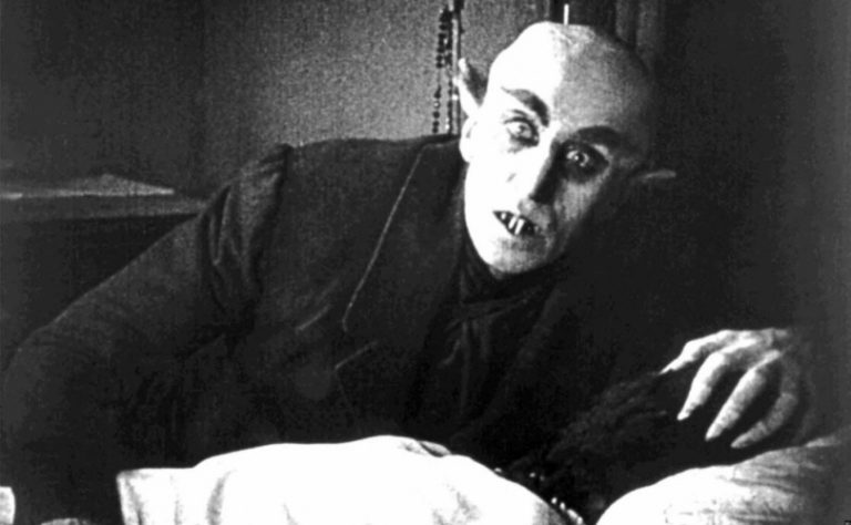 german expressionism horror movies: Movie still from Nosferatu, dir. by Friedrich Murnau, 1922.
