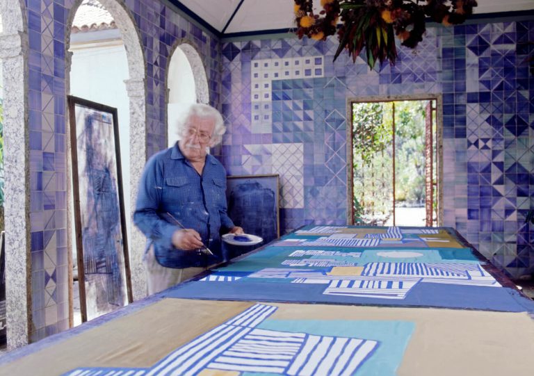 Roberto Burle Marx, landscape designer, in his studio. Photo Tyba