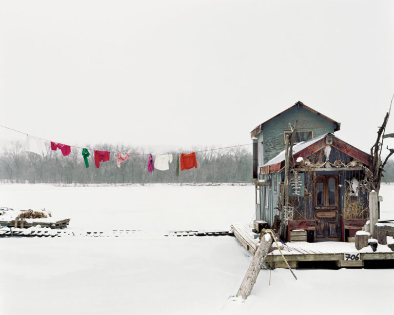 alec soth's american landscapes: Alec Soth, Peter’s houseboat, Winona, Minnesota, from Sleeping by the Mississippi, 2017, courtesy of the artist and MACK
