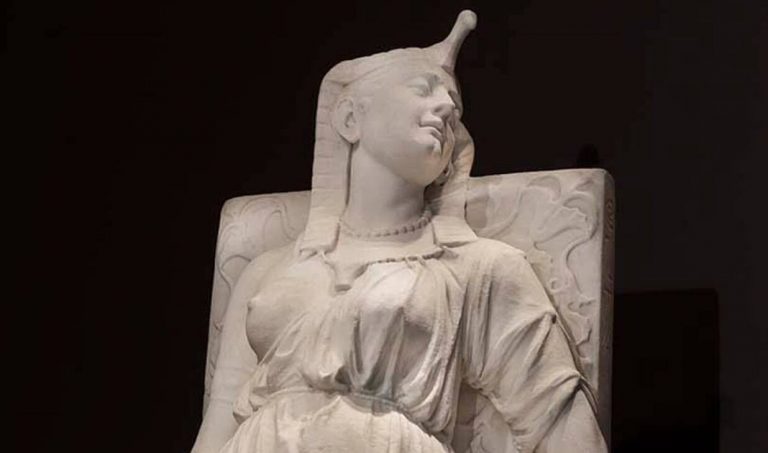 Edmonia Lewis: Edmonia Lewis, The Death of Cleopatra, 1876, Smithsonian American Art Museum, Washington, DC, USA. Detail.
