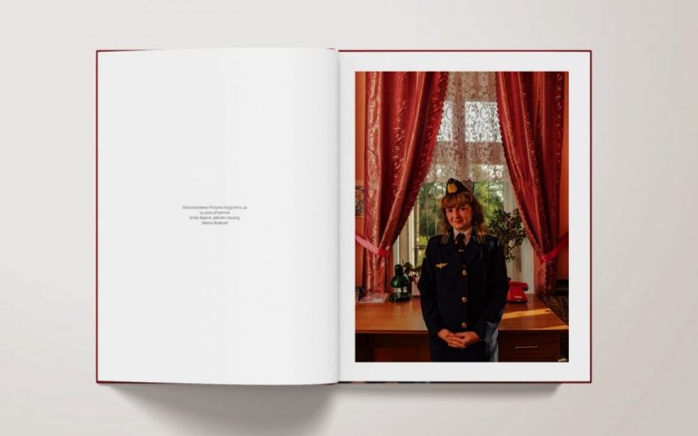 Ukrainian Railroad Ladies: Open book view, Sasha Maslov, Ukrainian Railroad Ladies, 2020, Osnovy Publishing. Sasha Maslov/INSTITUTE.
