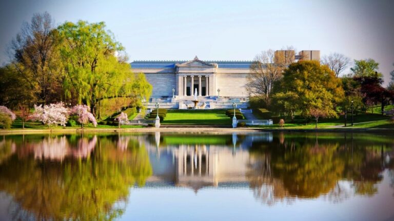 cleveland museum of art: The Cleveland Museum of Art, photo by Erik Drost from Flickr.
