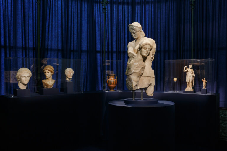 Museum of Cycladic Art: KALLOS. The Ultimate Beauty. Museum of Cycladic Art, Athens, Greece. L’Oreal.
