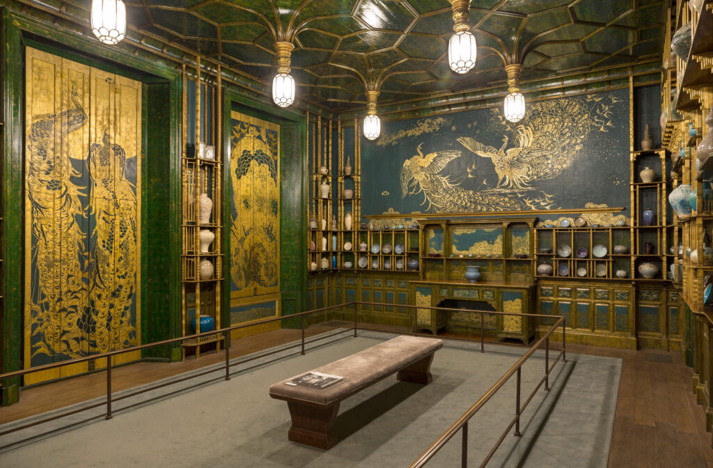 birds in art: James McNeill Whistler, Harmony in Blue and Gold: The Peacock Room, 1876-1877, Freer Gallery of Art, Washington, DC, USA. Photo by Smithsonian’s Freer and Sackler Galleries via Wikimedia Commons (CC BY-SA 2.0).
