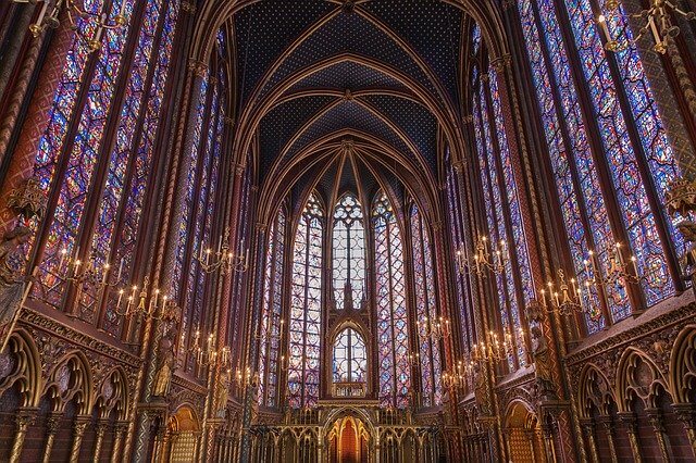 stained glass windows: Choir of Sainte Chapelle, 13th century, Paris, France. Parisforever.
