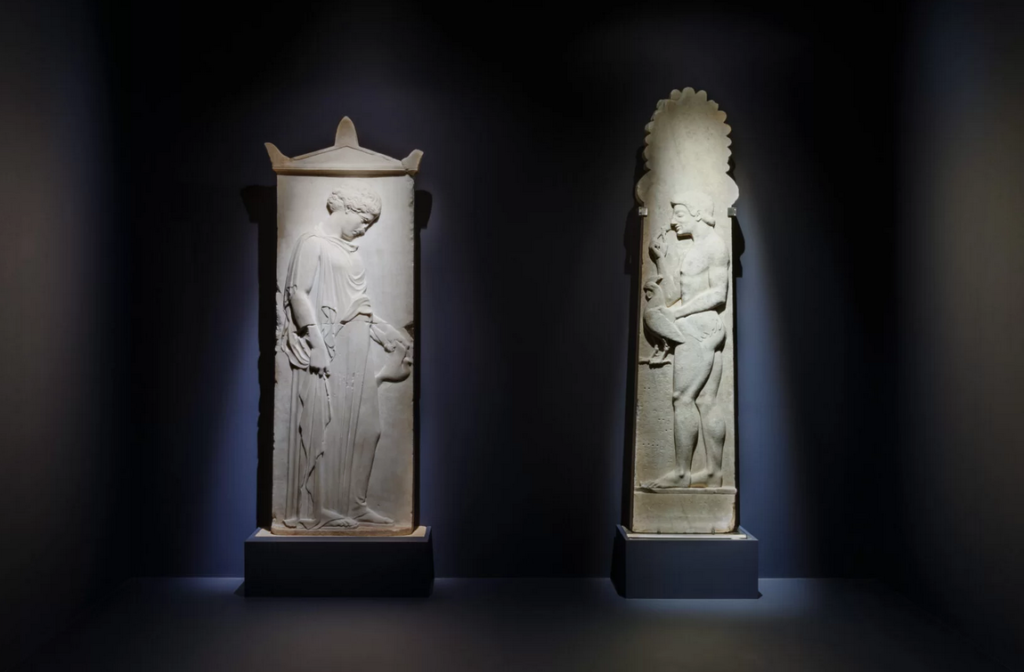 Museum of Cycladic Art: View of the two burial stelai, Museum of Cycladic Art, Athens, Greece. Author’s photo.
