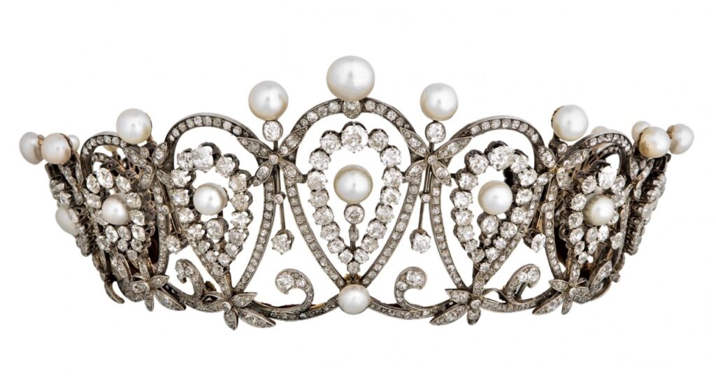 Cartier Loop Tiara - Crowning Glory, beautiful tiaras
