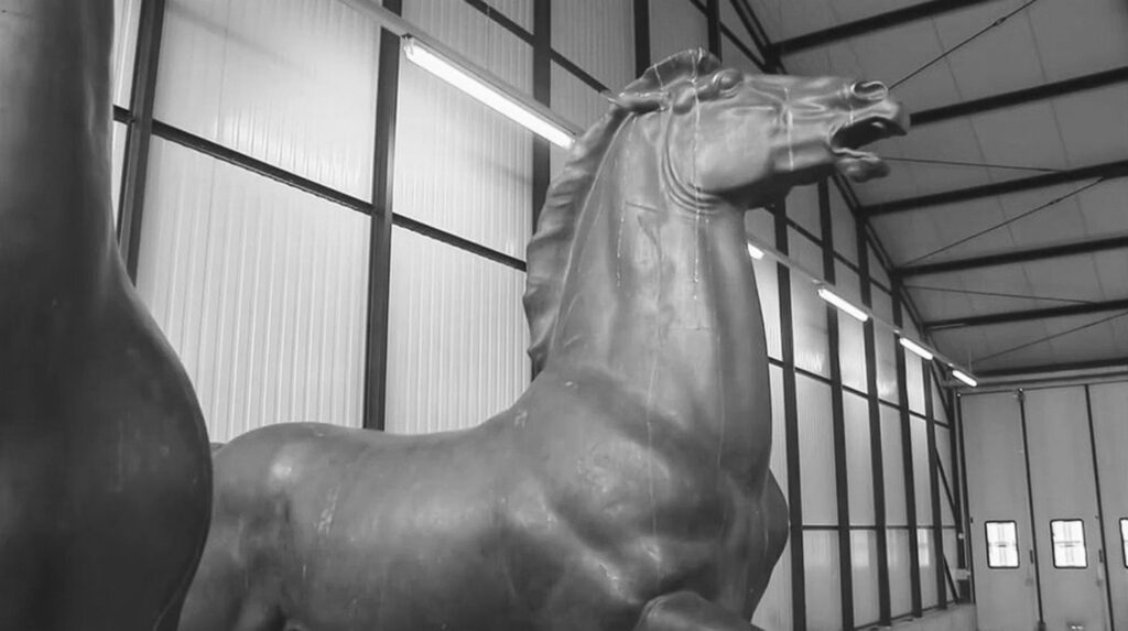 Hitler's Horses: The two long lost Striding Horses sculpture by Austrian-German artist Josef Thorak. Newsflash
