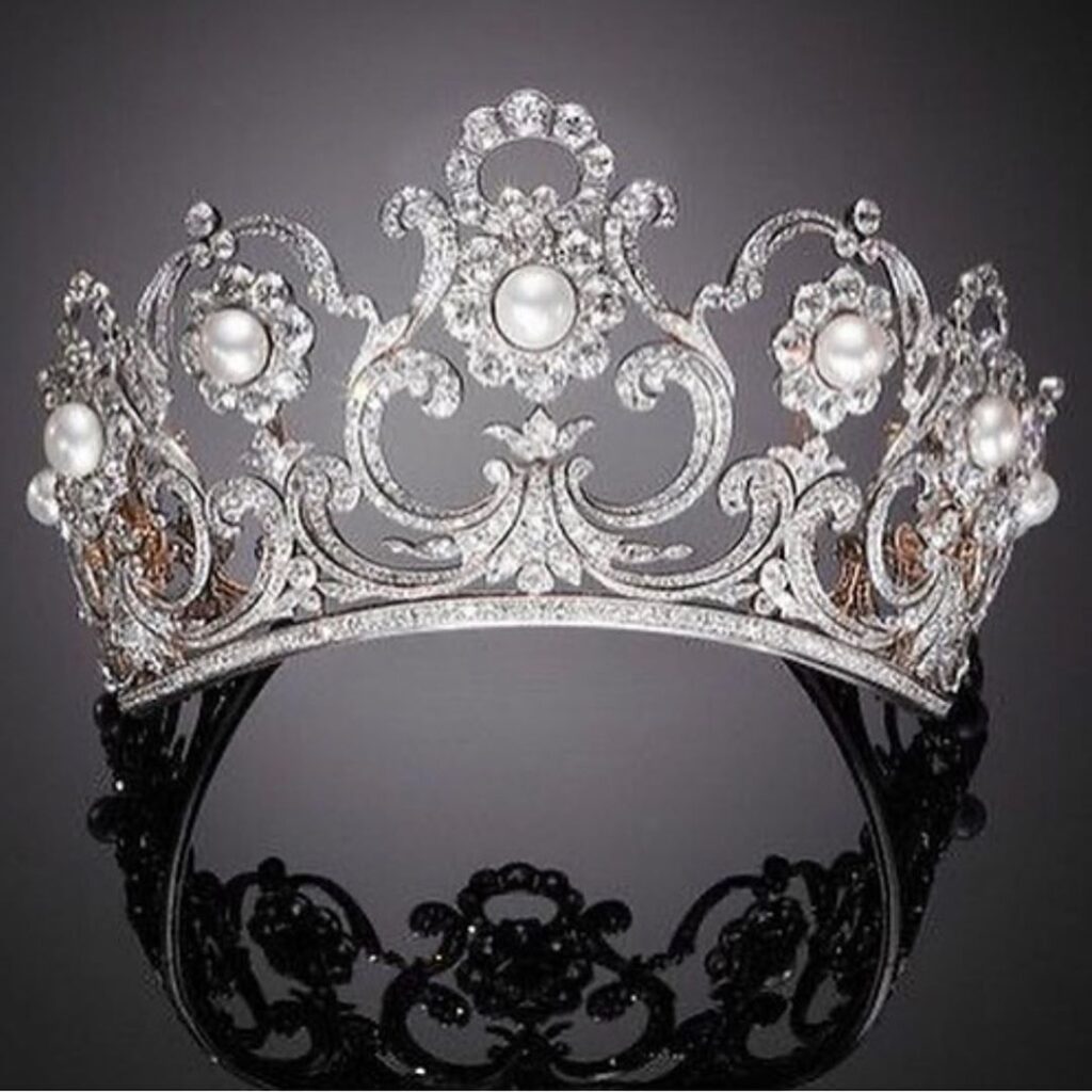 Queen Margherita’s Musy Tiara - Crowning Glory, beautiful tiaras