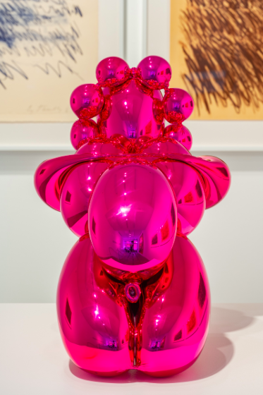 jeff koons cy twombly: Jeff Koons, Dom Pérignon Balloon Venus, 2013. Gallery’s website.
