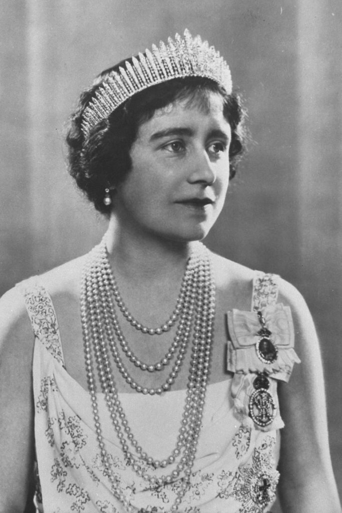 The Queen Mother Wearing The Fringe Tiara in 1937 - Crowning Glory, beautiful tiaras