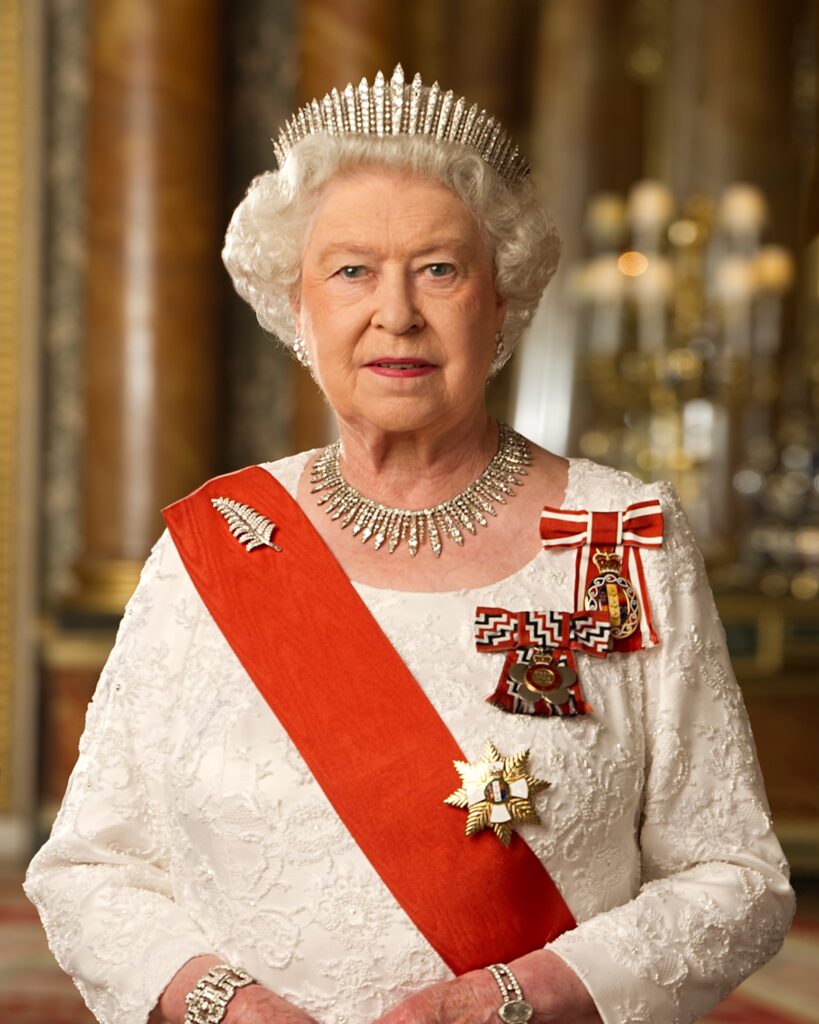 Beautiful Tiaras: The Queen wearing the Fringe Tiara, 2020. Twitter.
