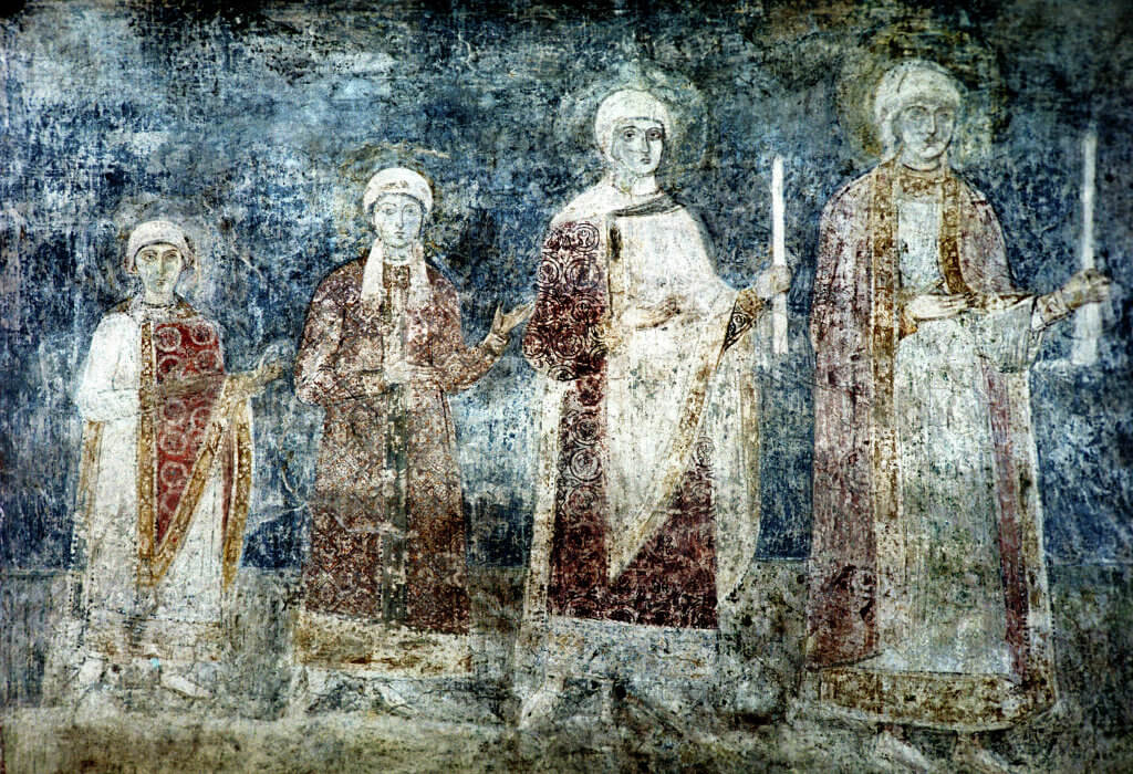 saint sophia cathedral kyiv: Fresco depicting the Grand Prince’s family, 11th century, Saint Sophia Cathedral, Kyiv, Ukraine. Photo via Ghirlandajo and Wikimedia Commons (Public Domain). Detail.
