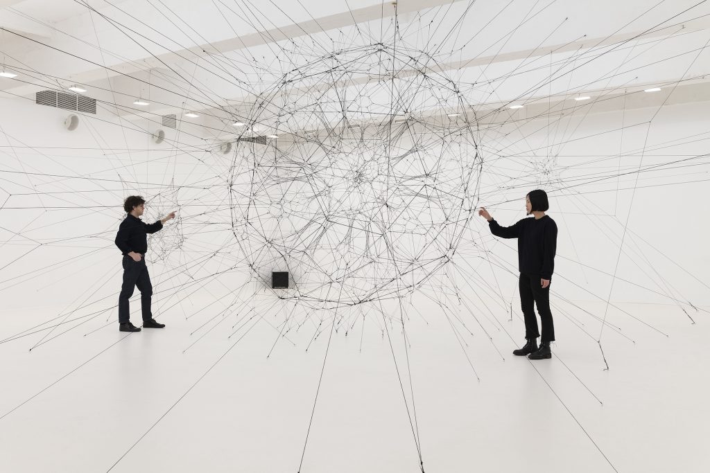 Tomás SARACENO Installation view, Silent Autumn, Tanya Bonakdar Gallery, New York, February 12 – March 26, 2022. Photo by Pierre Le Hors Courtesy the artist and Tanya Bonakdar Gallery, New York / Los Angeles