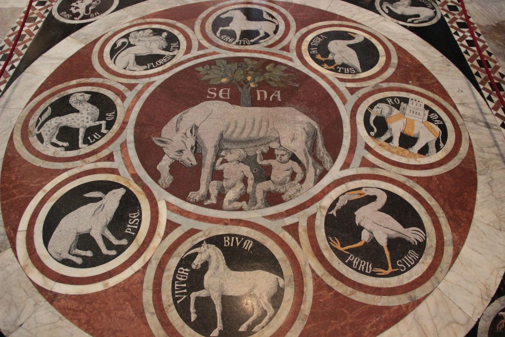 duomo Siena: Marble Inlaid Floor Panel, Duomo, Siena, Italy, September 2014. Photograph by Lada Chromelová via Wikimedia Commons (CC-BY-SA-3.0).

