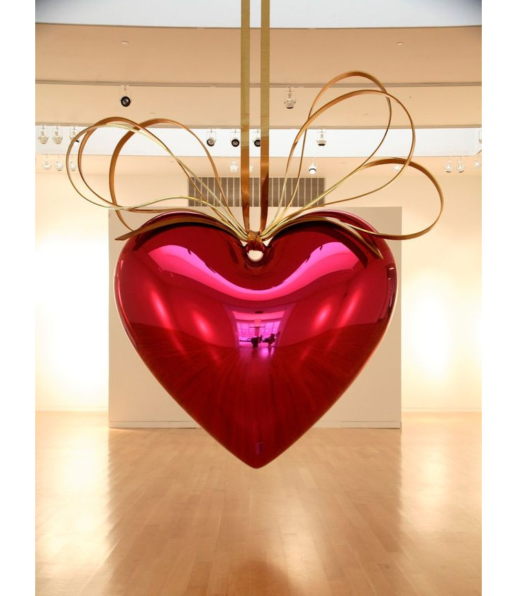 10 Most Expensive Artworks by Living Artists: Jeff Koons, Hanging Heart (Magenta/Gold), 2007. Sotheby's.