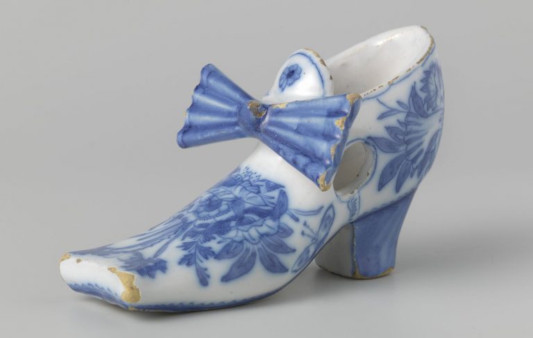 Delftware: Shoe, c. 1660–c. 1675 Rijksmuseum, Amsterdam, Netherlands.
