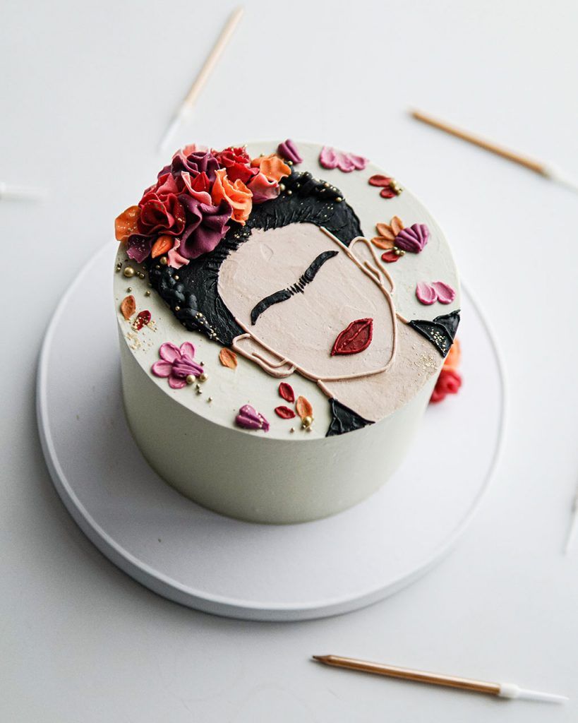 Cake Art: Cake inspired by Frida Kahlo. Photograph by Sweet LionHeart via Pinterest.

