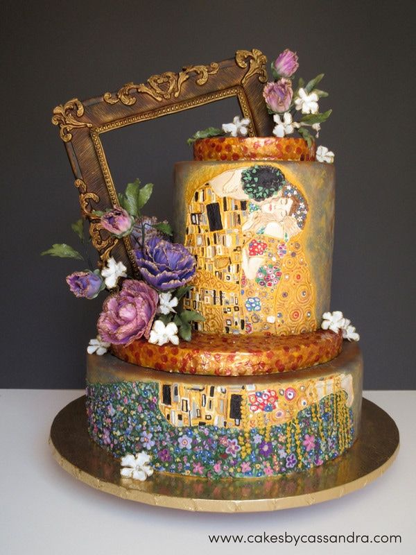 Cake Art: Cake inspired by Gustav Klimt. Photograph by Cakes by Cassandra via Pinterest.
