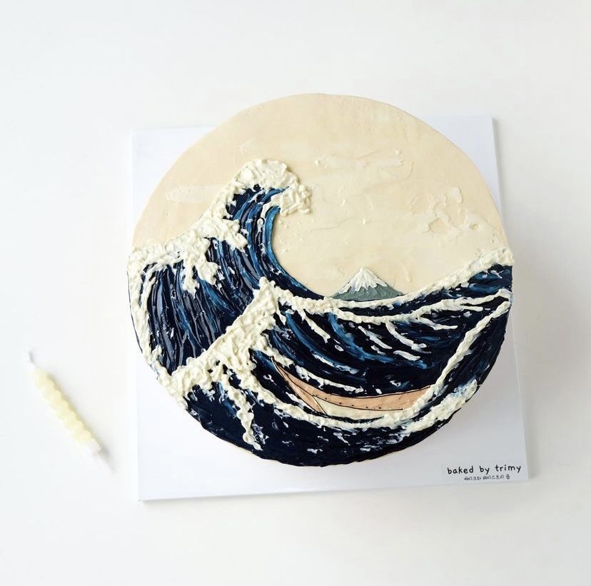 Cake Art: Cake inspired by Hokusai. Photograph by Trimy via Pinterest.
