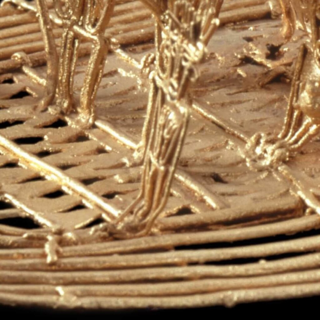 Muisca Raft: Muisca Raft, ca 600-1600, gold, Museo del Oro, Bogotá, Colombia. Detail.
