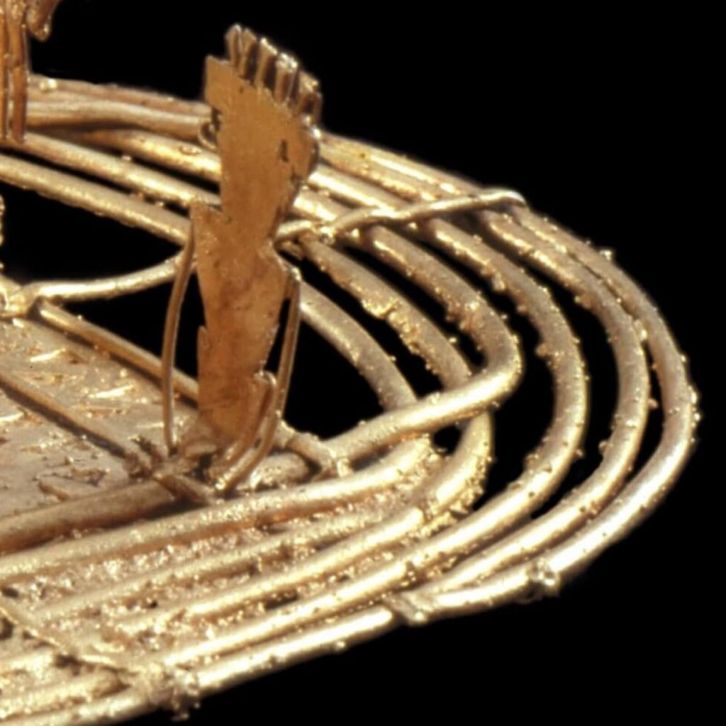 Muisca Raft, ca 600-1600, gold, Museo del Oro, Bogotá, Colombia. Detail.