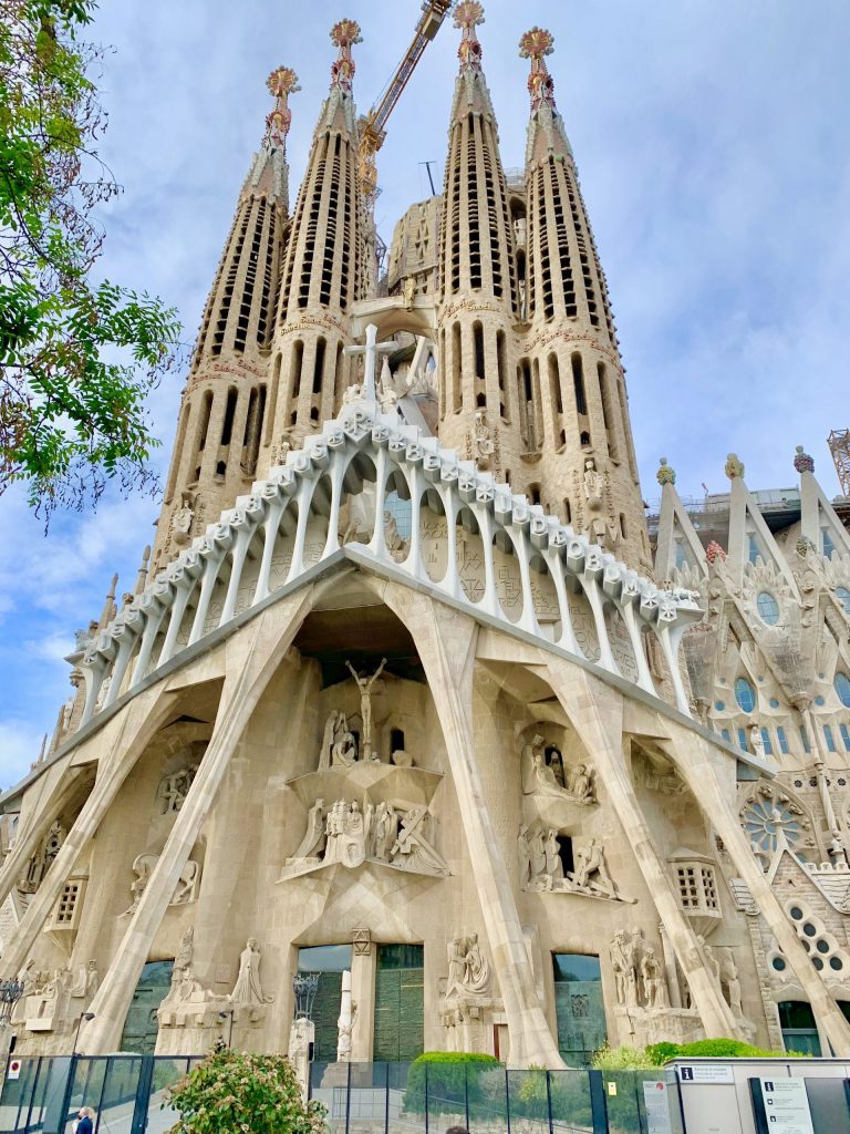 Sagrada Familia: Antoni Gaudí, Passion façade of Sagrada Familia, Barcelona, Spain. LiveLifeBCN.
