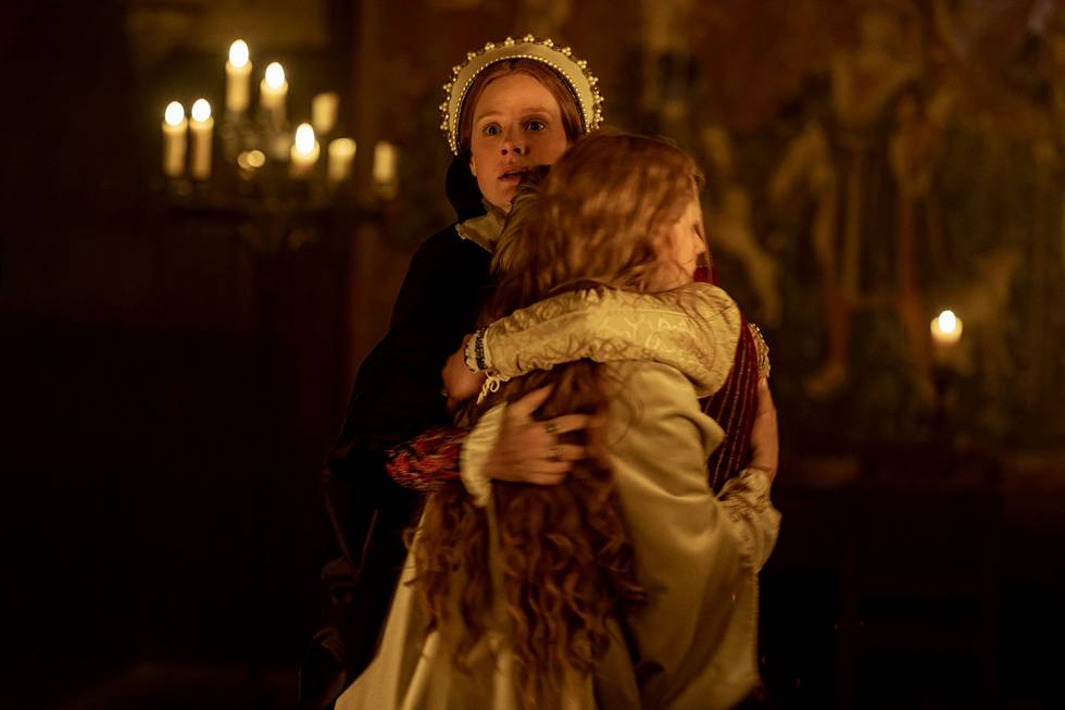 Becoming Elizabeth Tapestries: Still from Becoming Elizabeth, S1E01, Becoming Elizabeth/Starz. Vulture.
