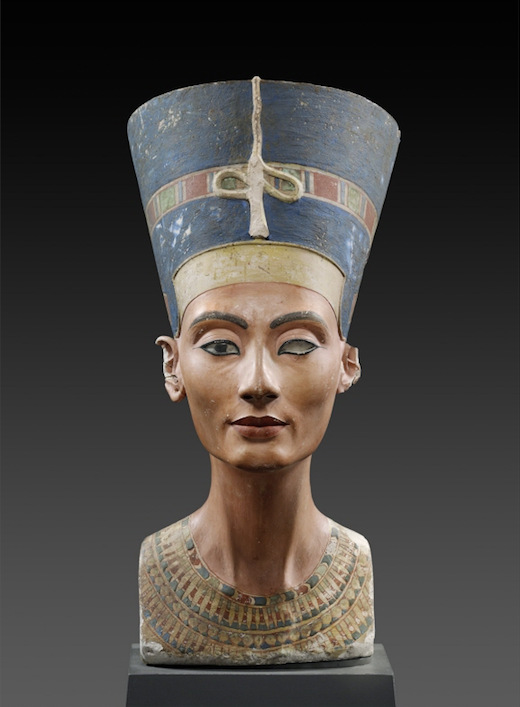 Bust of Queen Nefertiti, 18th dynasty, circa 1370-1333 BCE, Egyptian Museum and Papyrus Collection, Neues Museum, Berlin, Germany.