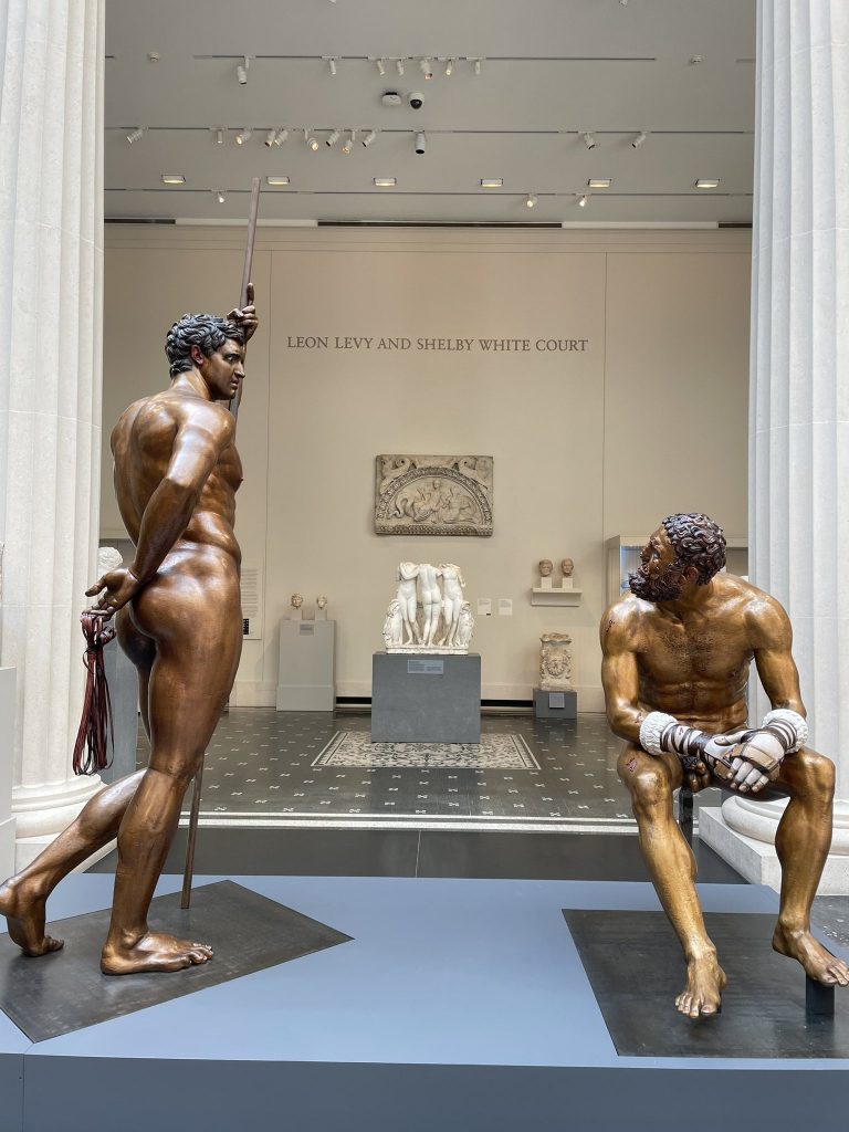 the met chroma: Installation view: Reconstruction of the bronze statue from the Quirinal in Rome of the so-called Terme Ruler and Boxer, Chroma: Ancient Sculpture in Color, 2022, Metropolitan Museum of Art, New York, NY, USA. Photo by Susan Rahyab/Twitter.

