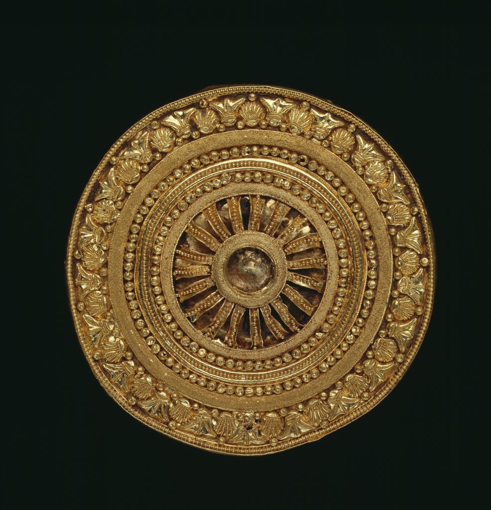 Etruscan gold: Disk-style gold stud earring, ca. 600 BCE to 501 BCE, Dallas Museum of Art, Dallas, TX, USA.
